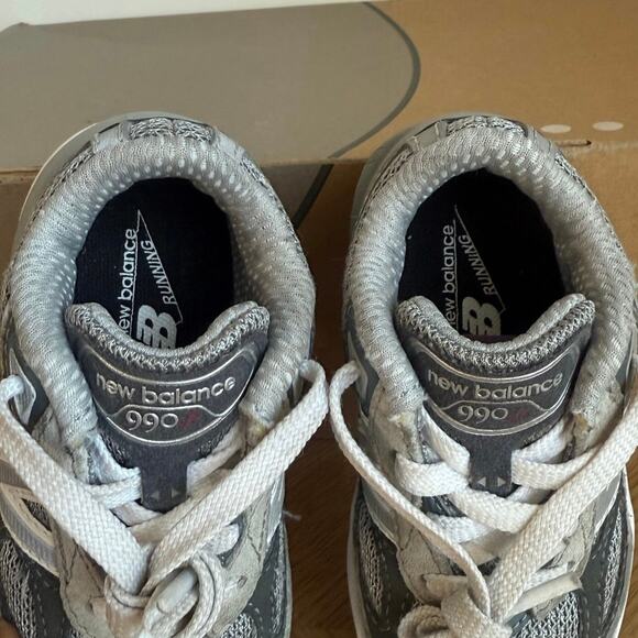 New Balance 990 V6 Grey/White Toddler Sneakers- SZ 6 C - Picture 5 of 14